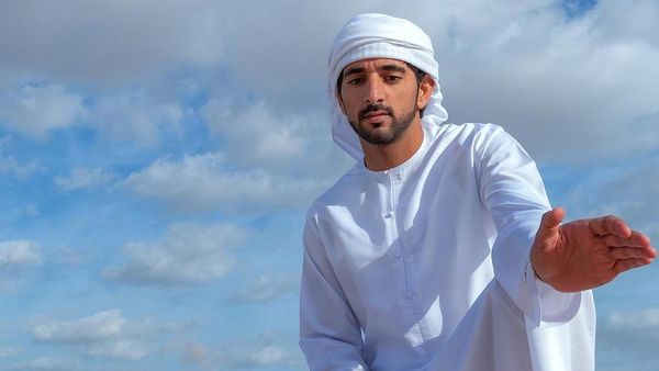 Siap-siap Jatuh Cinta! Pangeran Ganteng Dubai Ini Terkenal Romantis