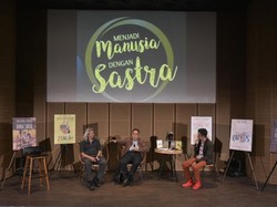 Politik Kanon Sastra