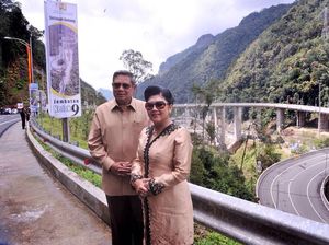 So Sweet, Gaya SBY dan Bu Ani yang Selalu Kompak Pakai Baju Kembaran