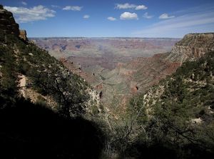 Helikopter Jatuh di Grand Canyon AS, 3 Turis Inggris Tewas