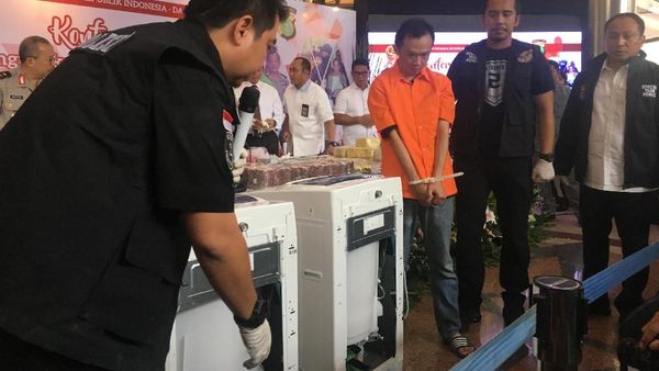 Terbongkar! Penampakan Mesin Cuci yang Diisi 240 Kg Sabu