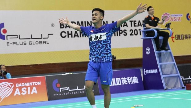Firman Abdul Kholik menggeser dua nama pemain senior, Tommy Sugiarto dan Sony Dwi Kuncoro dari daftar skuat tim Thomas Indonesia.
