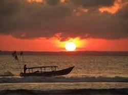 Pangandaran dan Sejuta Pesona Pantai Selatan