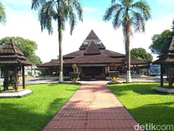 Hore... Pendopo Agung Ronggohadinegoro Blitar Dibuka untuk Umum