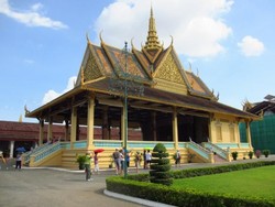 Mengintip Istana Raja di Kamboja