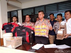 Gino Produksi 6 Slop Rokok Palsu/Hari, Diedarkan di Jabodetabek