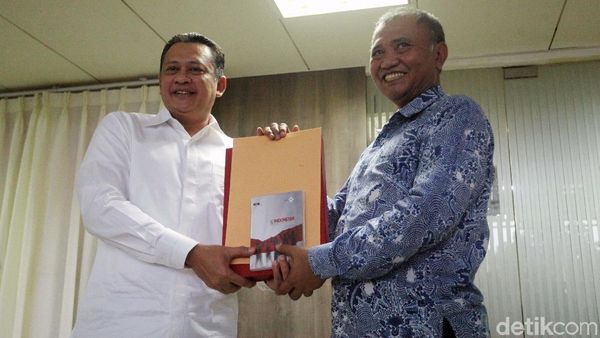Ketua DPR Resmikan Klinik e-LHKPN