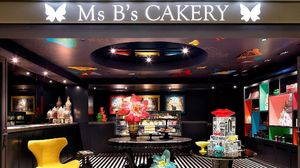 Cantiknya! Ada Kupu-kupu Warna-warni Hinggap di Aneka Cake Buatan Ms B