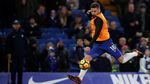 Foto: Darah, Memar, dan Assist Saat Giroud Jadi Starter di Chelsea