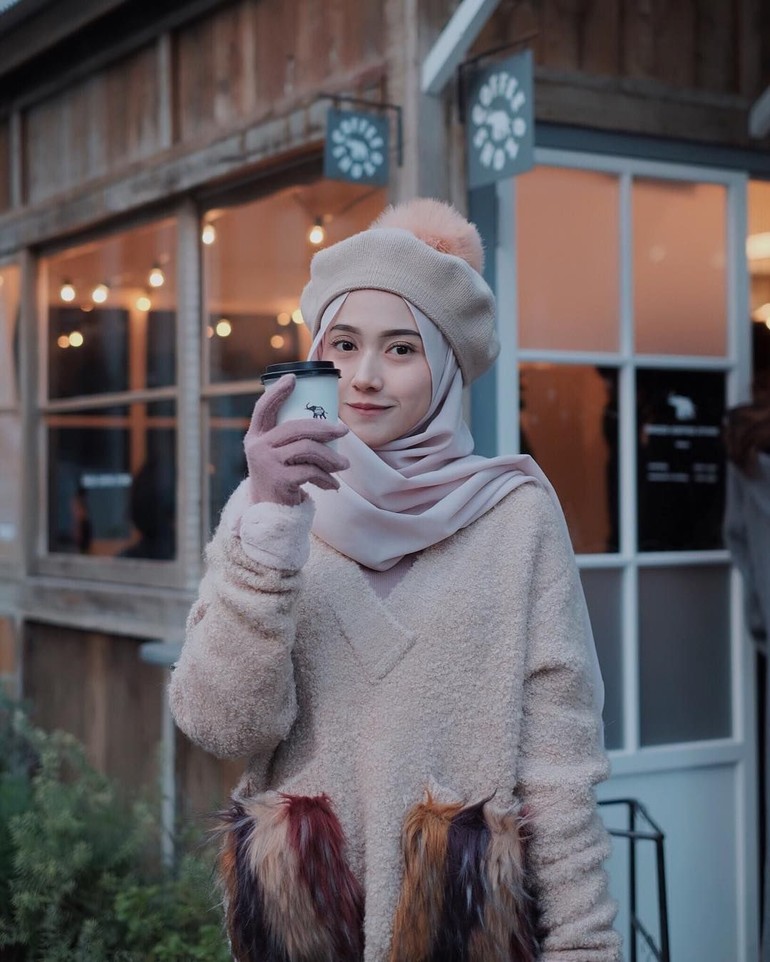 25+ Inspirasi Keren Style Hijab Dengan Topi Kupluk