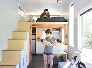 Suami-Istri Satu Anak Tinggal di Rumah 19 Meter Persegi, Why Not?
