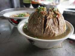 Bikin Klenger! Ada 5 Bakso Jumbo di Jakarta hingga Yogyakarta