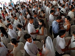 4.000 Pasangan Nikah Massal di Korea Selatan