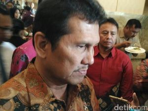 Istri yang Suaminya Maju Pilkada Dilarang Pakai Atribut PNS Istri yang Suaminya Maju Pilkada Dilarang Pakai Atribut PNS