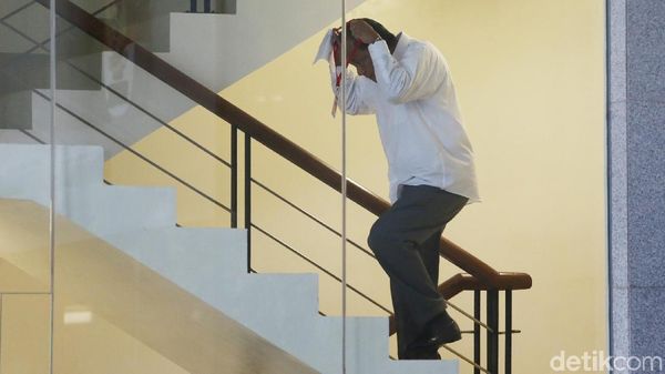 Dalami Perkara Korupsi Emirsyah, KPK Kembali Periksa Capt. Agus