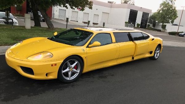 Ferrari Berbadan Panjang ala Limousine