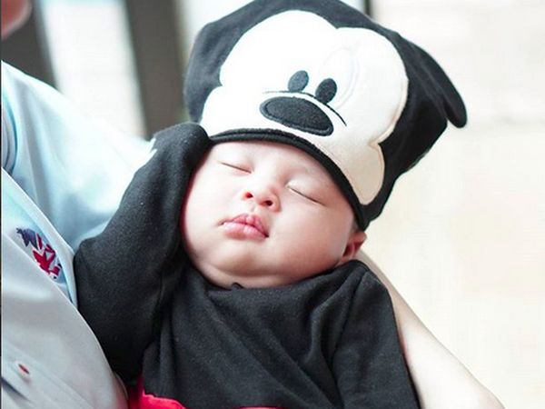 Aih! Lucunya Baby Rapha, Jagoan Cilik Sandra Dewi-Harvey Moeis