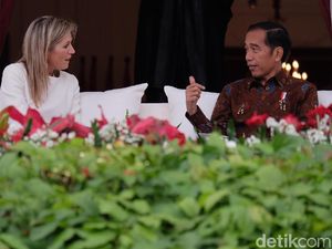 Bincang Hangat Jokowi dan Ratu Maxima di Beranda Istana