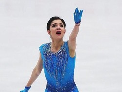 Lucky! Atlet Rusia yang Nge-fans EXO Dapat Album Bertanda Tangan