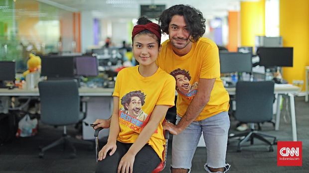 Tak susah menemukan chemistry bagi Reza Rahadian dan Delia Hussein.