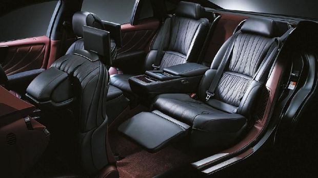 Lexus LS 500 Dipasarkan di Indonesia Mulai Rp4 Miliar