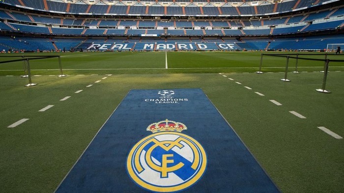 MADRID, SPAIN - SEPTEMBER 13: General view inside the stadium the UEFA Champions League group H match between Real Madrid and APOEL Nikosia at Estadio Santiago Bernabeu on September 13, 2017 in Madrid, Spain. (Photo by Denis Doyle/Getty Images)