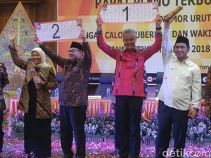 Foto: Semarak Suasana Pengundian Nomor Urut Paslon di Pilgub Jateng