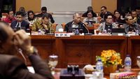 Sempat Diskors, DPR dan KPK Kembali Lanjutkan Rapat