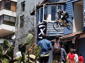 Balap Sepeda Ekstrim, Bikin Penonton Deg-degan