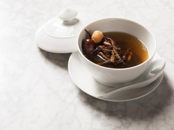 Sup Isi Jamur Ulat Ini Harganya Rp 9.3 Juta Semangkuk, Apa Istimewanya?