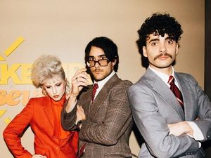 Inikah Isyarat Hayley Williams Bahwa Paramore akan Pensiun?