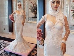Cake Ini Dibuat dalam Sosok Mannequin Berpenutup Kepala yang Super Nyata!