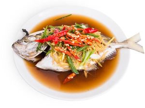 Ikan Utuh Harus Disajikan Dalam Santap Malam Imlek, Ini Sebabnya