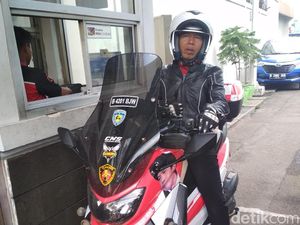 Kiwil Bulan Madu ke Bali usai Resmi Nikah Lagi Kiwil Bulan Madu ke Bali usai Resmi Nikah Lagi