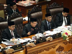 DPR Gelar Paripurna Penutupan Masa Sidang III