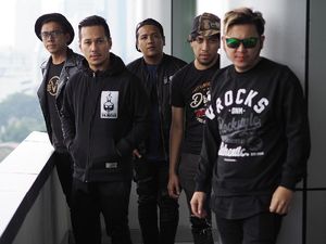 Lepas Alat Musik, Five Minutes Makin Nyaman dengan EDM