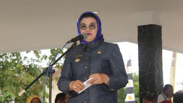 Foto: Bupati Subang Imas, Calon Petahana yang Kena OTT KPK