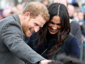 Ini Pemeran Film Meghan Markle dan Pangeran Harry, Mirip?