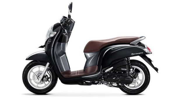 AHM Segarkan Tampilan New Honda Scoopy