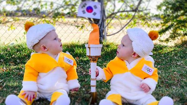 Begini Jadinya Saat Bayi Kembar Ikut Olimpiade Musim Dingin