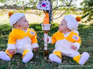 Begini Jadinya Saat Bayi Kembar Ikut Olimpiade Musim Dingin