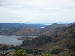 Tempat Terbaik Melihat Danau Toba