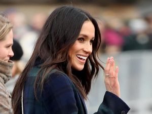 Meghan Markle Diam-Diam Mengunjungi Masjid di London Meghan Markle Diam-Diam Mengunjungi Masjid di London