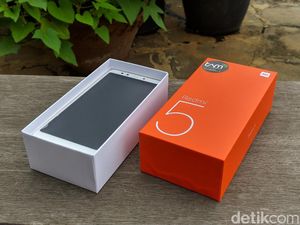 Antara Meizu M6S dan Xiaomi Redmi 5, Pilih Mana?