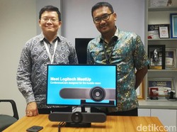 Menjajal Serunya Video Conference Pakai Logitech MeetUp