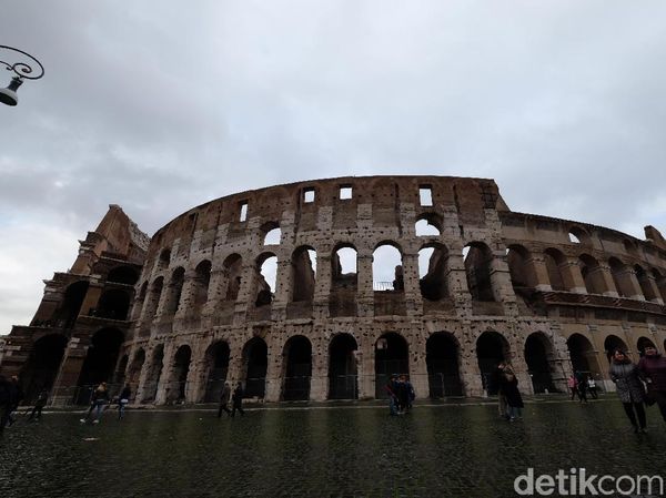 Foto: Arena Hidup Mati Gladiator di Italia
