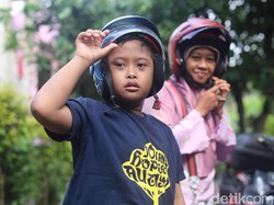 Cerita Suhartini Jadi Ojek Cinta Buat Anaknya yang Spesial