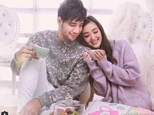 Ammar Zoni Sering Kasih Puisi ke Ranty Maria