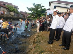 Senyum Semringah Presiden Jokowi dan Mendes PDT di Ambon