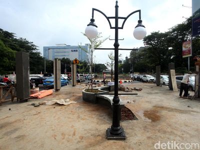Taman Kartini Percantik Perempatan Lebak Bulus